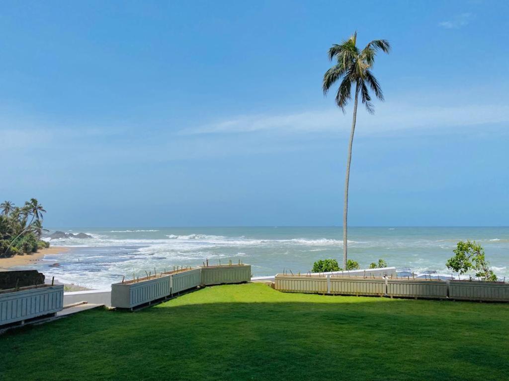 Hasara Oceanfront Apartments Galle Ngoại thất bức ảnh