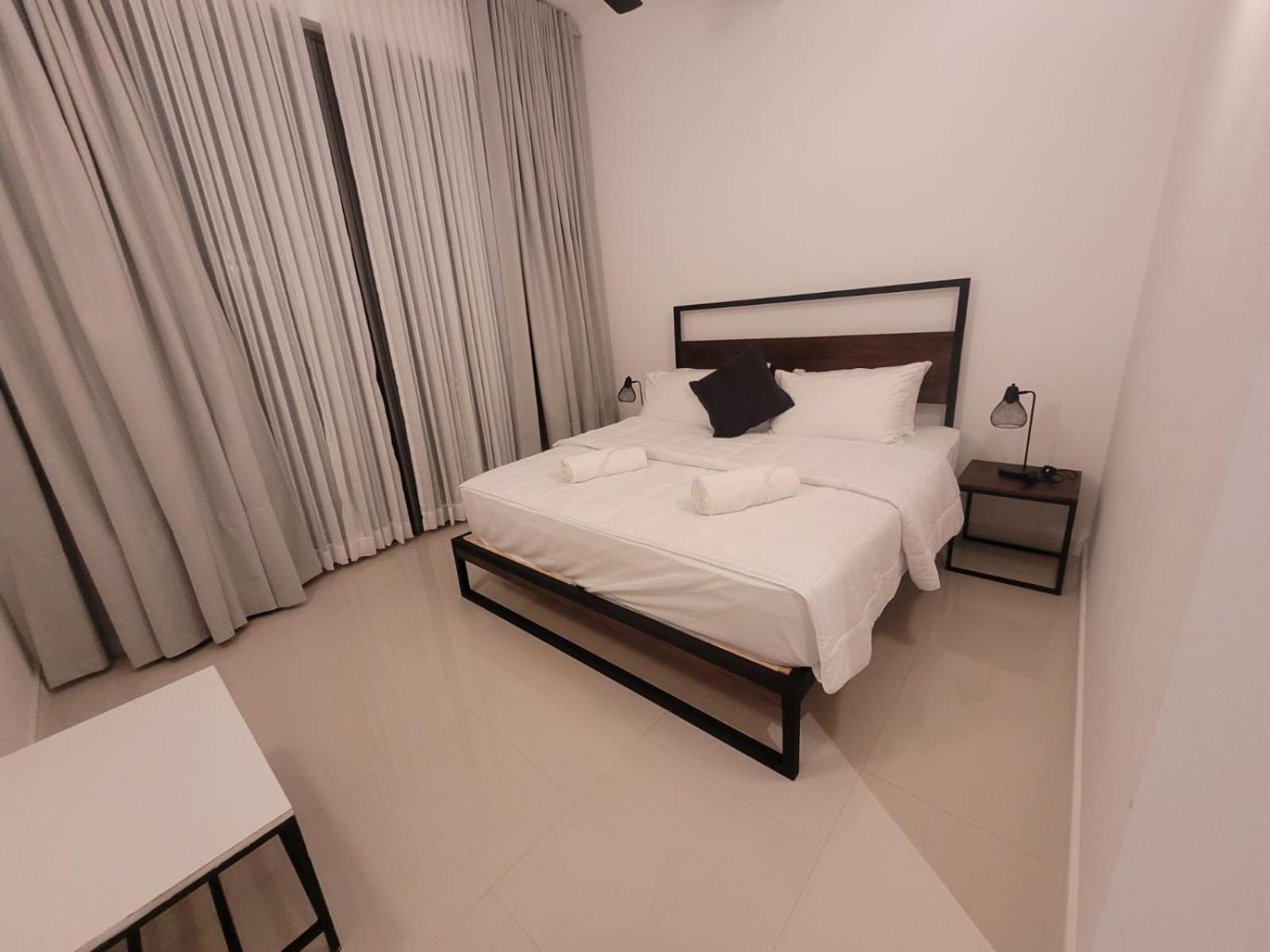 Hasara Oceanfront Apartments Galle Ngoại thất bức ảnh